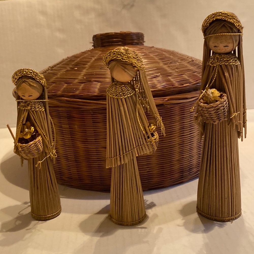 Vintage Christmas angels and basket wicker